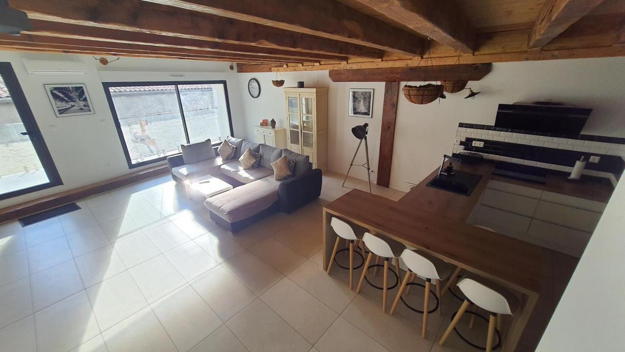Beau T4 Au Coeur Du Centre Ville 나르본 외부 사진